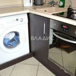 Продажа 3-комн квартиры на вторичном рынке Новосибирская улица,  д. 18/5