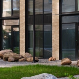 Продажа 3-комн квартиры на вторичном рынке Сосинская улица,  д. 43 с1