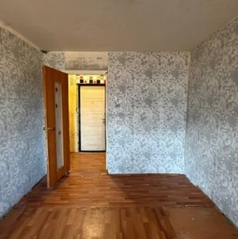 Продажа 1-комн квартиры на вторичном рынке Кириши, ул Нефтехимиков,  д. 6