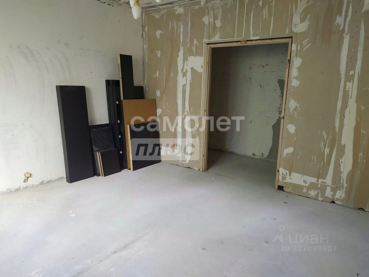 Продажа 3-комн квартиры на вторичном рынке улица Шверника, 3