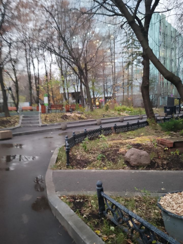 Продажа 1-комн квартиры на вторичном рынке Ботанический переулок, 12