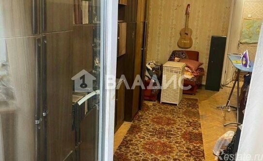 Продажа 3-комн квартиры на вторичном рынке ул Хамовнический Вал,  д. 24