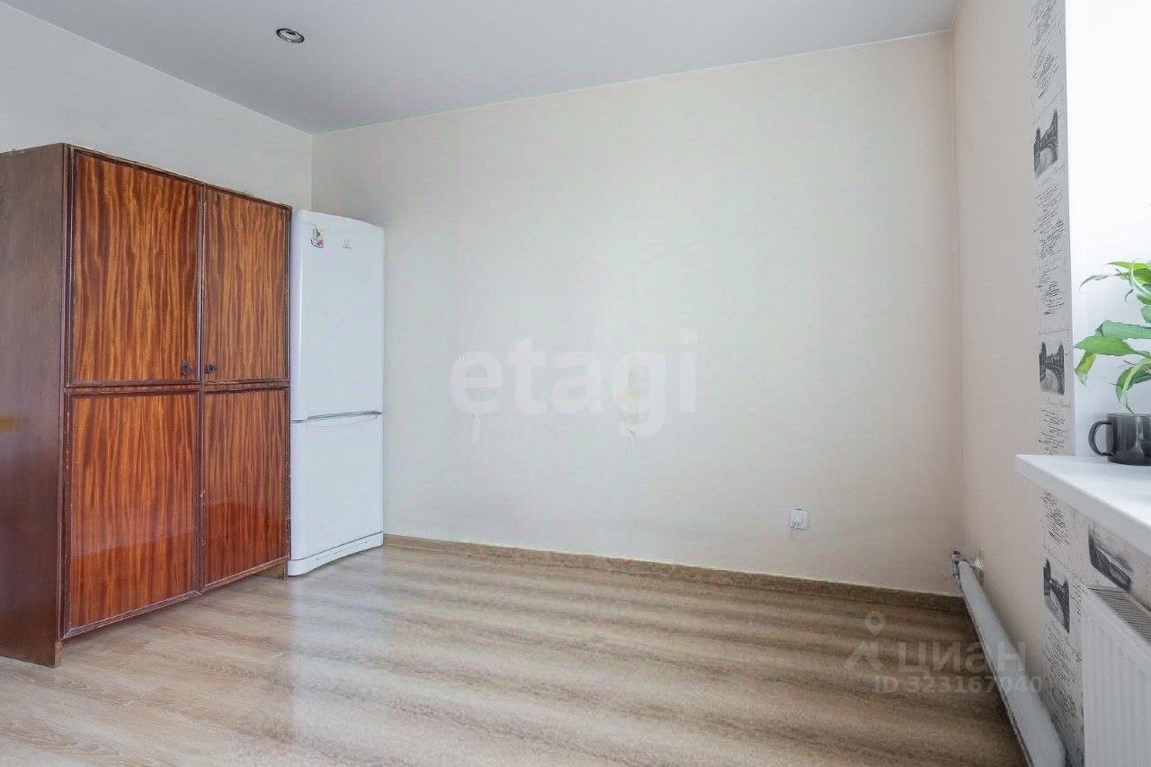 Продажа 1-комн квартиры на вторичном рынке пос. Янино-1, улица Голландская, 6