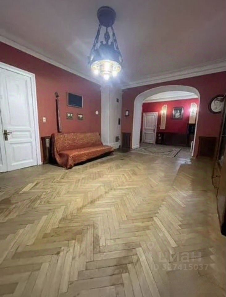 Продажа 4-комн квартиры на вторичном рынке улица Декабристов, 6