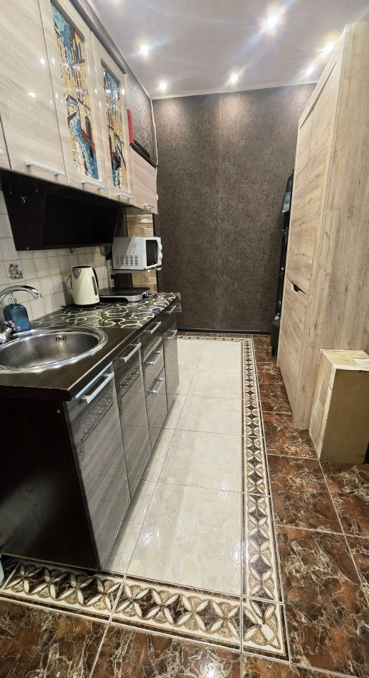 Продажа комнаты улица Ивана Черных, 3