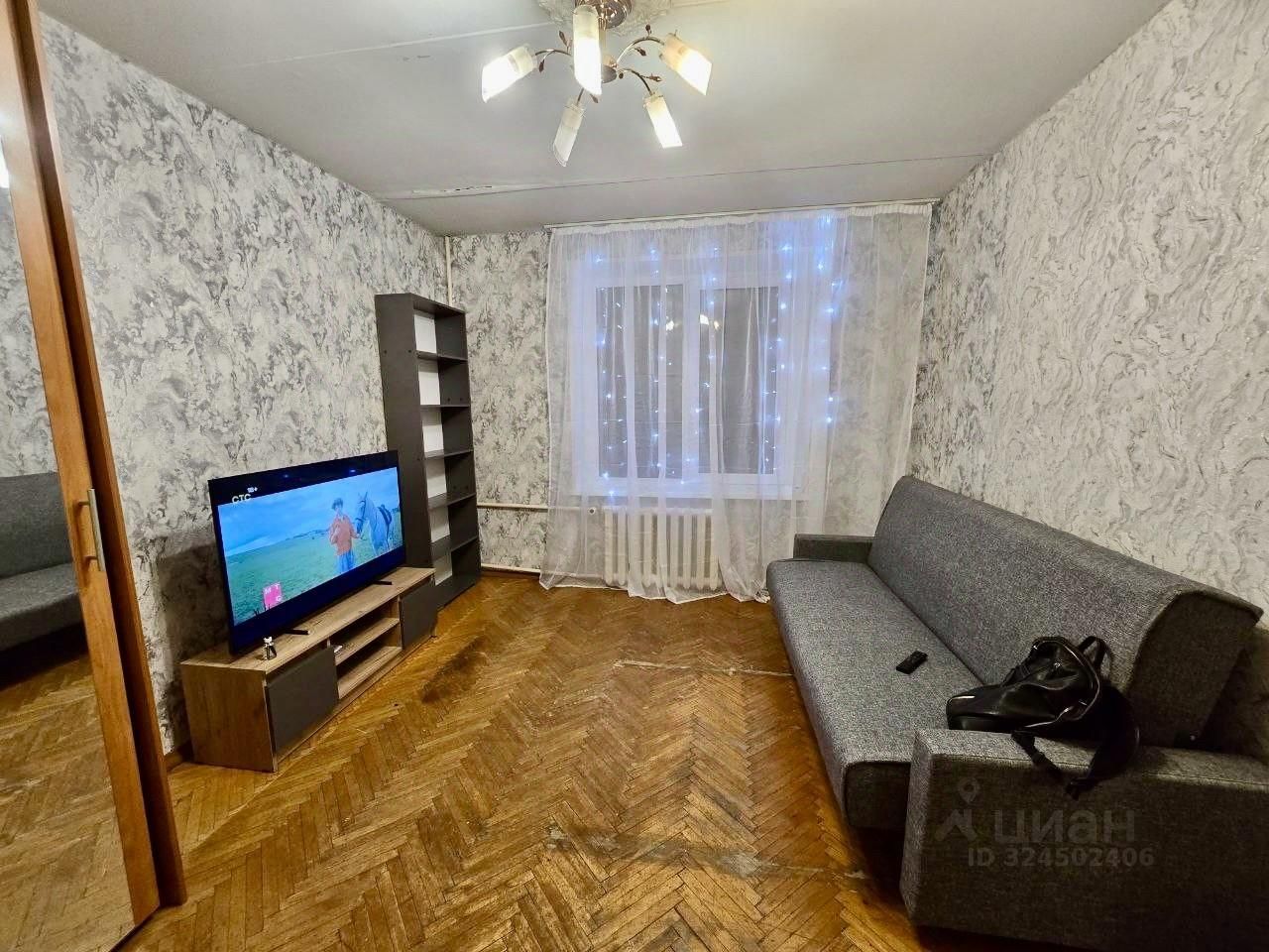 Аренда 2-комн квартиры на вторичном рынке Окская улица, 12К2