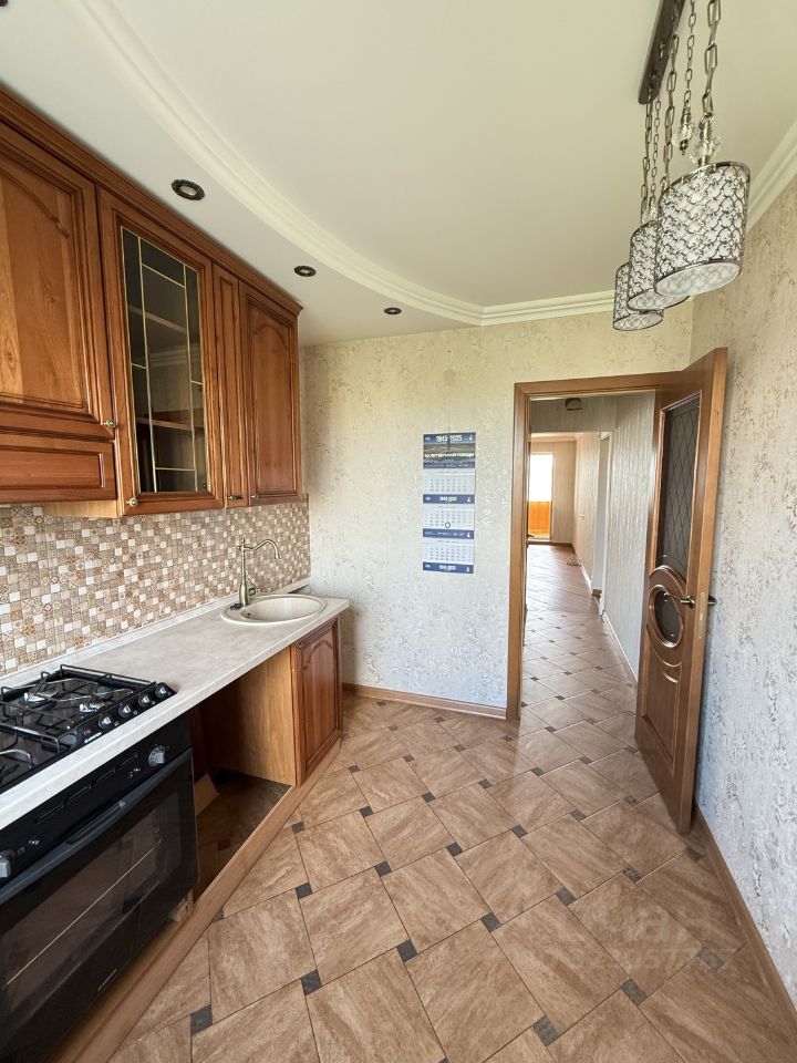 Продажа 3-комн квартиры на вторичном рынке Жуковский, улица Набережная Циолковского, 20