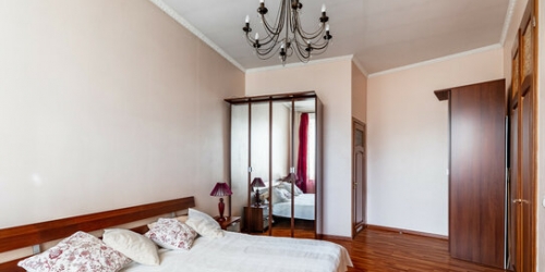 2-комн квартира улица Макаренко,  д. 8