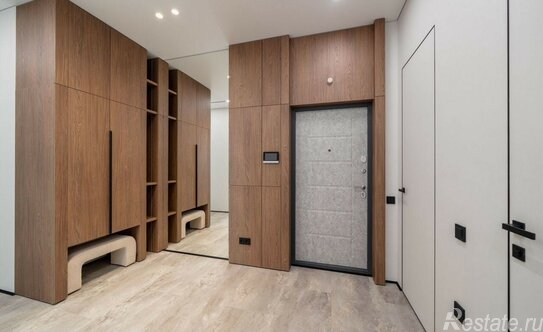 Продажа 2-комн квартиры на вторичном рынке пр-кт Патриотов,  д. 33,  к. 1