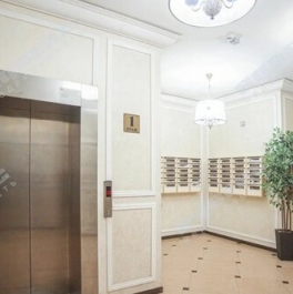 Продажа 2-комн квартиры на вторичном рынке Московский пр-кт,  д. 1/2