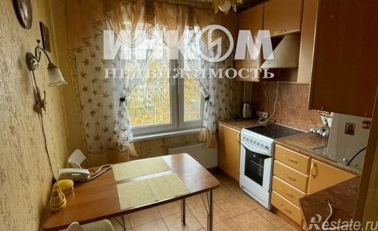 Аренда 2-комн квартиры на вторичном рынке Соловьиный проезд,  д. 8