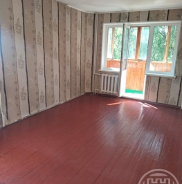 Продажа 1-комн квартиры на вторичном рынке Ломоносов г., Александровская ул. ,  д. 31