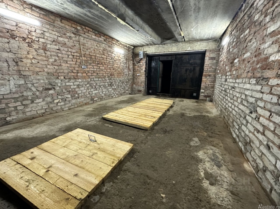 Продажа гаража Тайнинская улица,  д. 17 к2