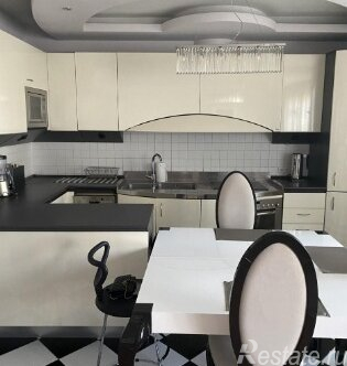 Аренда 3-комн квартиры на вторичном рынке Проточный переулок,  д. 11