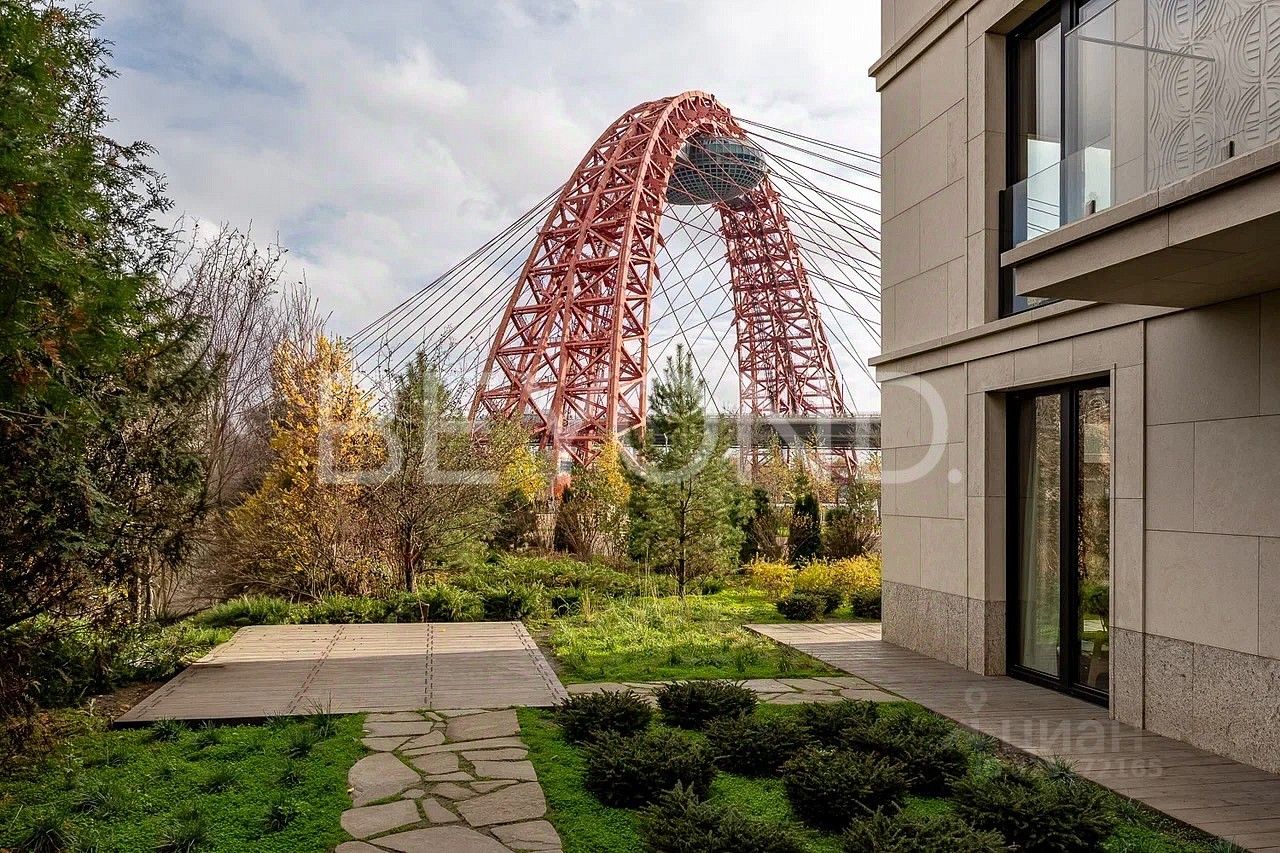 Продажа 4-комн квартиры на вторичном рынке Таманская улица, 1к3с9