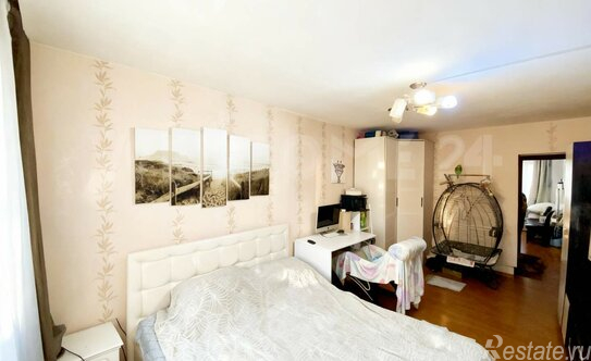 Продажа 2-комн квартиры на вторичном рынке Южный, улица Юлиуса Фучика,  д. 6/5