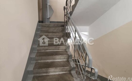 Продажа 2-комн квартиры на вторичном рынке Ореховый б-р,  д. 23,  к. 1