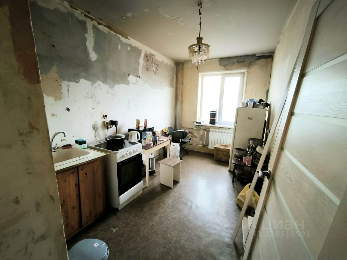 Продажа 2-комн квартиры на вторичном рынке улица Композиторов, 9