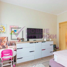 Продажа 3-комн квартиры на вторичном рынке улица Савушкина