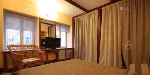 3-комн квартира Подьяческая Б. ул,  д. 37