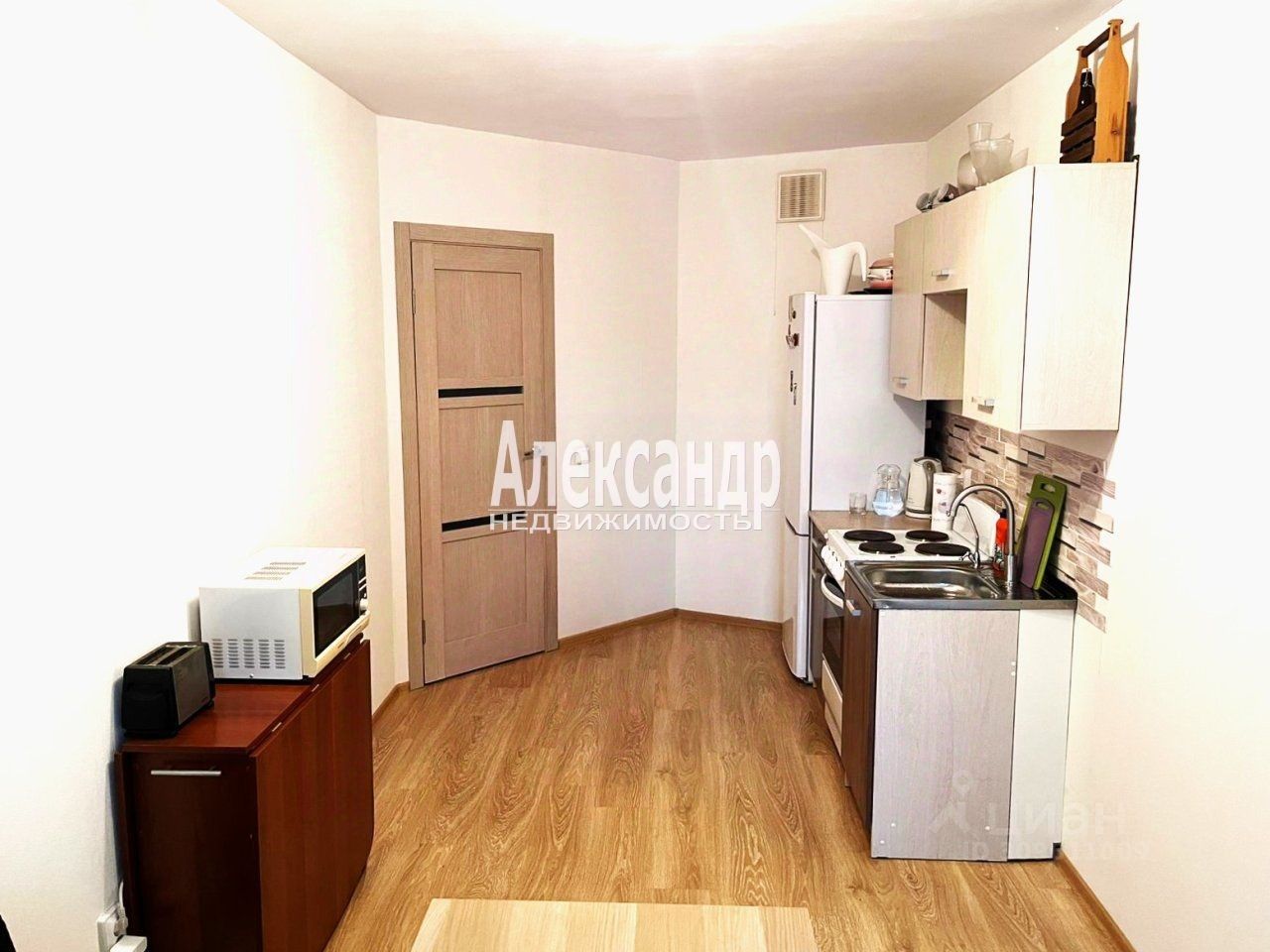 Продажа 1-комн квартиры на вторичном рынке улица Русановская, 16к1