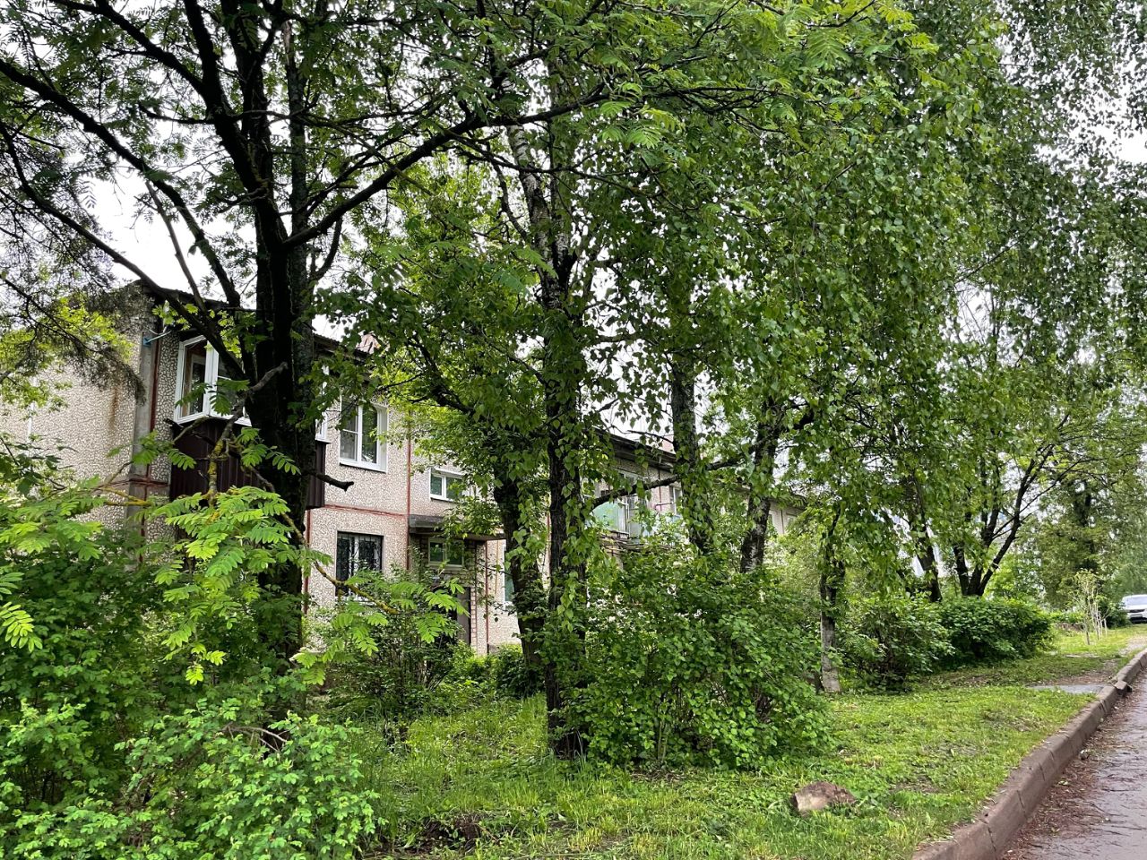 Продажа 2-комн квартиры на вторичном рынке пос. Рыбокомбината Нара, 30