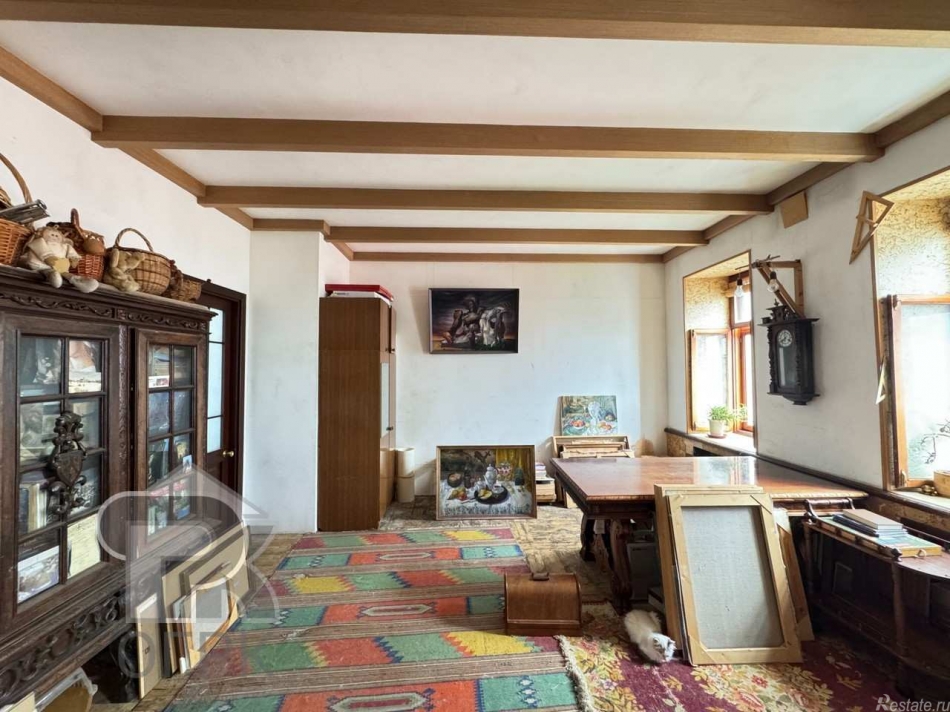 Продажа 4-комн квартиры на вторичном рынке Колобовский 1-й пер