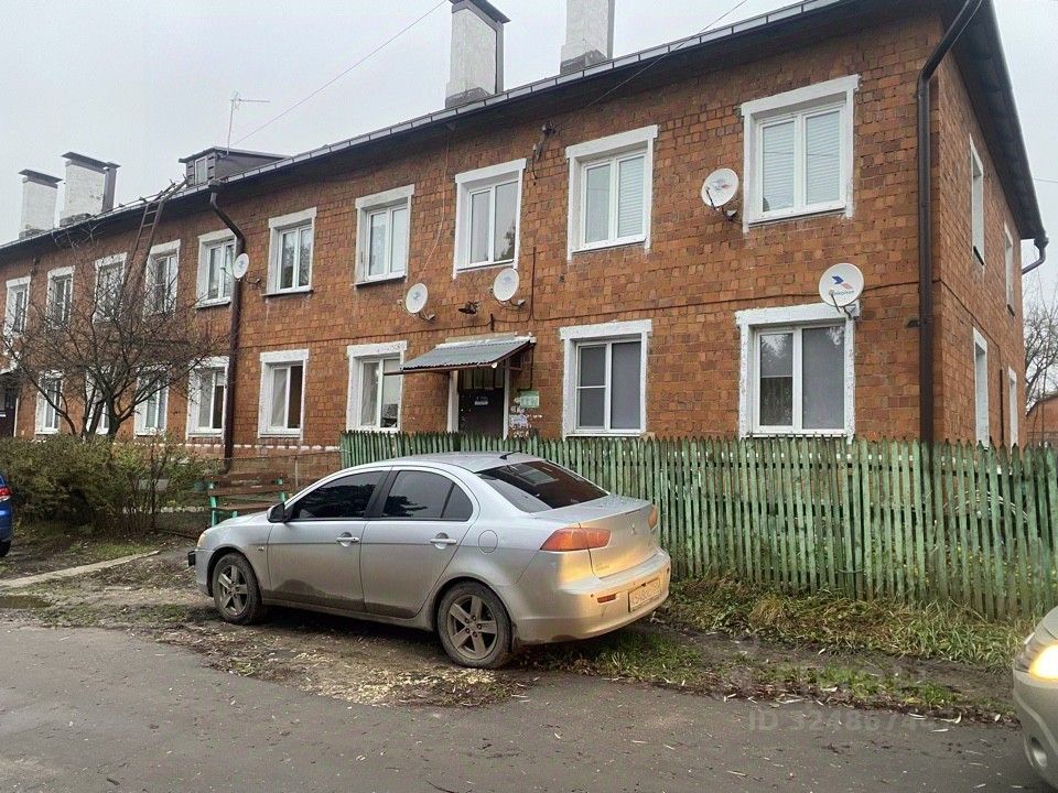 Продажа 1-комн квартиры на вторичном рынке пос. Пески, улица Шоссейная, 18
