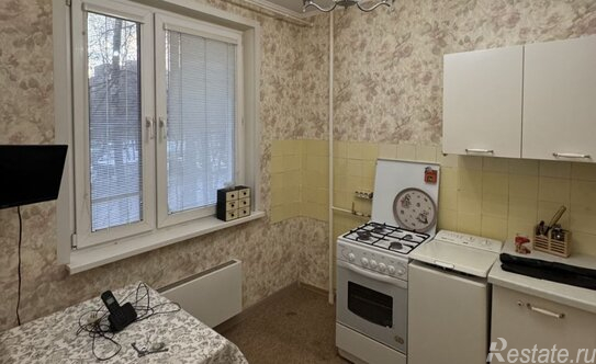 Аренда 2-комн квартиры на вторичном рынке ул Генерала Антонова,  д. 4,  к. 1