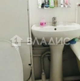 Продажа 1-комн квартиры на вторичном рынке Хабаровская улица,  д. 16