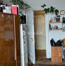 Продажа 3-комн квартиры на вторичном рынке Новоподмосковный 6-й пер,  д. 10