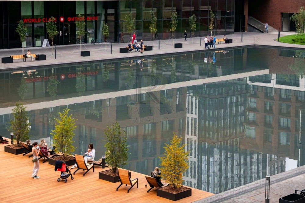 Продажа 3-комн квартиры на вторичном рынке улица Усачева, 15А