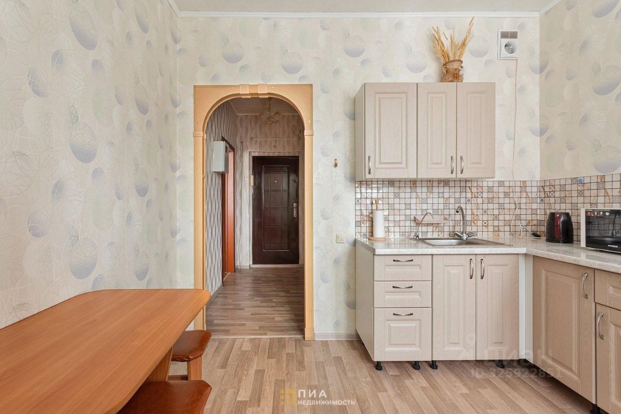 Продажа 1-комн квартиры на вторичном рынке улица Антонова-Овсеенко, 5к1