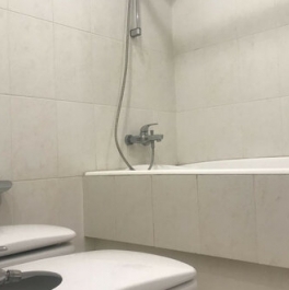 Аренда 3-комн квартиры на вторичном рынке Дмитровка М. ул,  д. 24/2