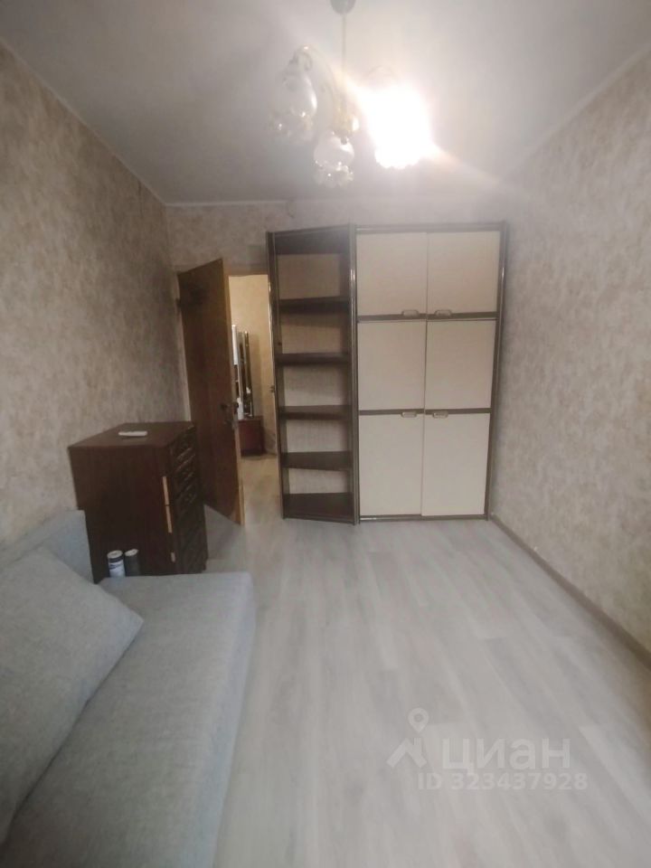 Продажа 2-комн квартиры на вторичном рынке улица Лескова, 10Б