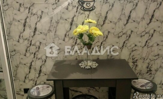 Продажа 1-комн квартиры на вторичном рынке ул Гореловская,  д. 3