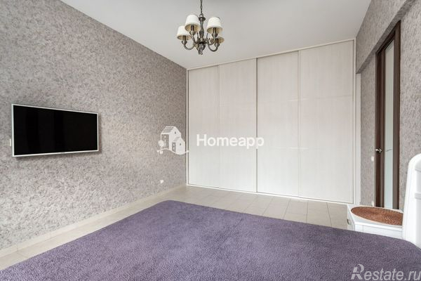 Продажа 1-комн квартиры на вторичном рынке Хомутовский туп,  д. 4к2