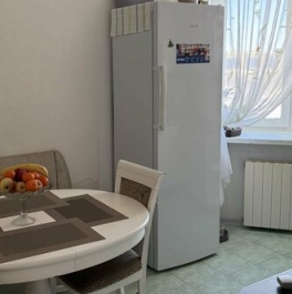 Продажа 4-комн квартиры на вторичном рынке улица Чекистов,  д. 22