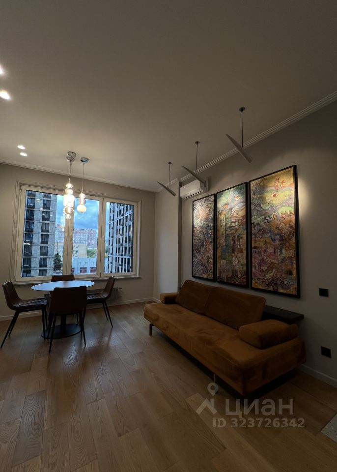 Аренда 3-комн квартиры на вторичном рынке Винницкая улица, 8к1