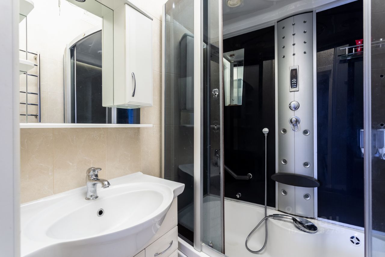 Продажа 1-комн квартиры на вторичном рынке Киевская улица, 3