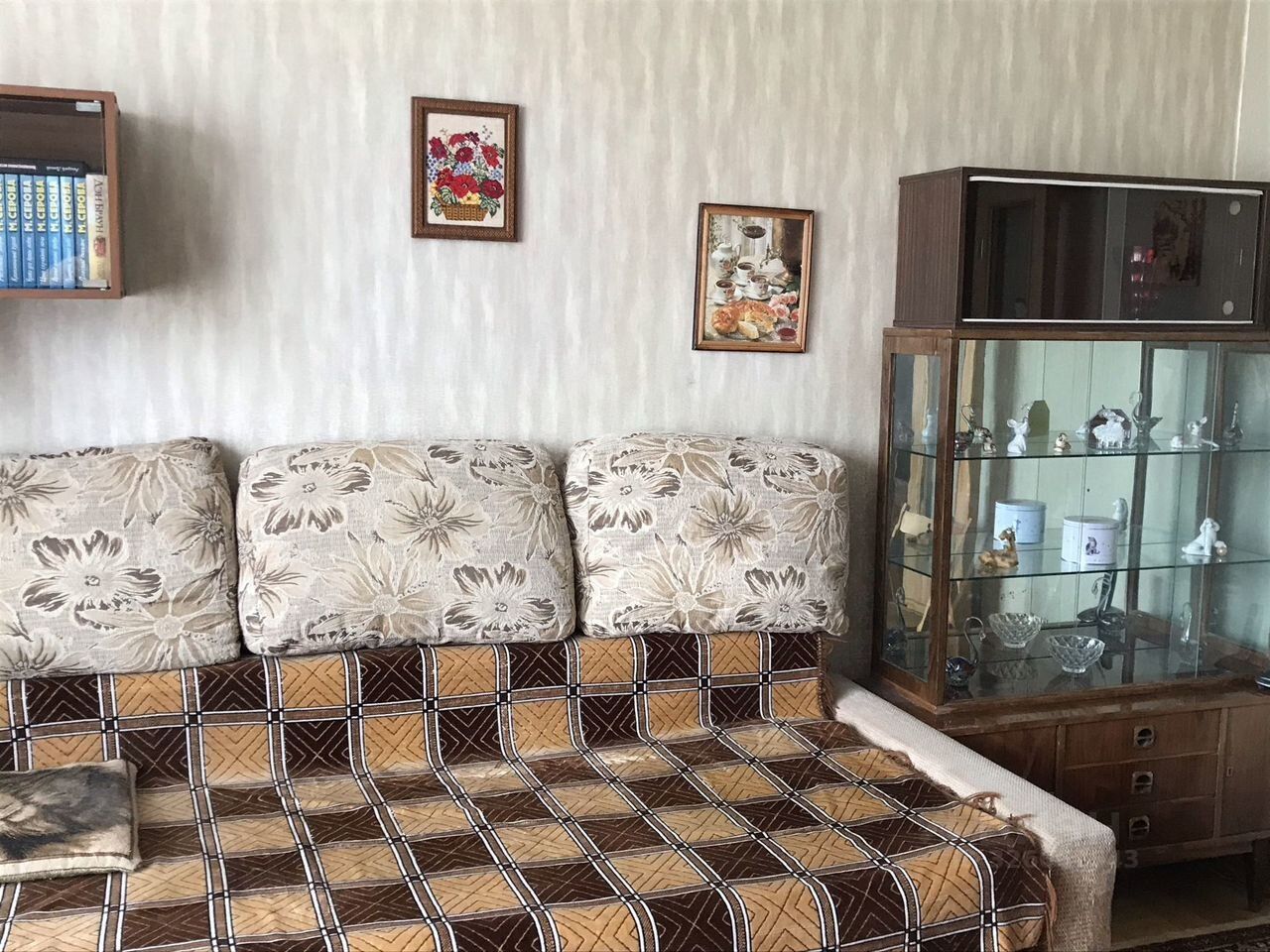 Продажа 2-комн квартиры на вторичном рынке Лобня, улица Некрасова,  д. 11