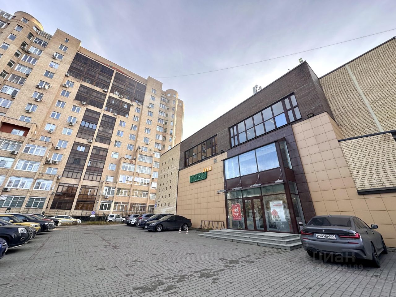 Продажа 3-комн квартиры на вторичном рынке Королев, проспект Королева, 3д