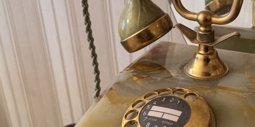 3-комн квартира улица Лени Голикова, 50