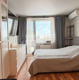 Продажа 1-комн квартиры на вторичном рынке улица Шверника,  д. 13 к4