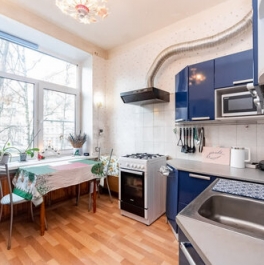 Продажа 2-комн квартиры на вторичном рынке улица Ленсовета,  д. 17