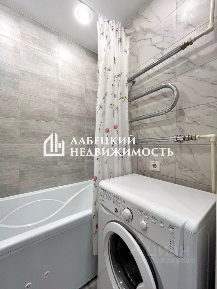 Продажа 1-комн квартиры на вторичном рынке улица Кораблестроителей, 23К1