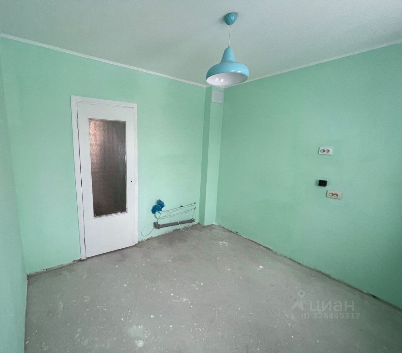 Продажа 1-комн квартиры на вторичном рынке улица Десантников, 12к1
