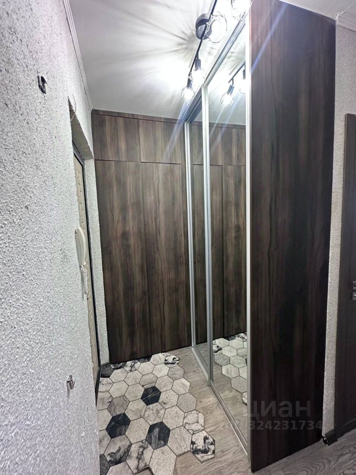 Продажа 1-комн квартиры на вторичном рынке улица Кустодиева, 10К1