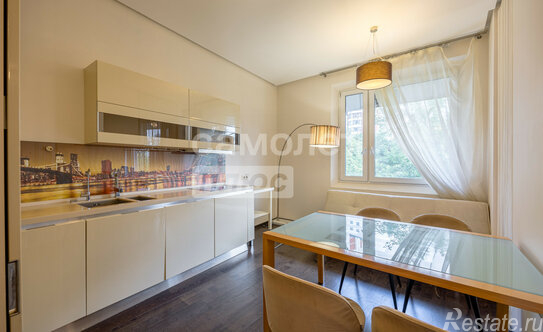 Продажа 1-комн квартиры на вторичном рынке проспект Маршала Жукова