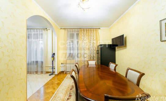 Продажа 4-комн квартиры на вторичном рынке Благодатная улица,  д. 34